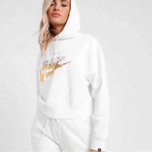 white nike hoodie